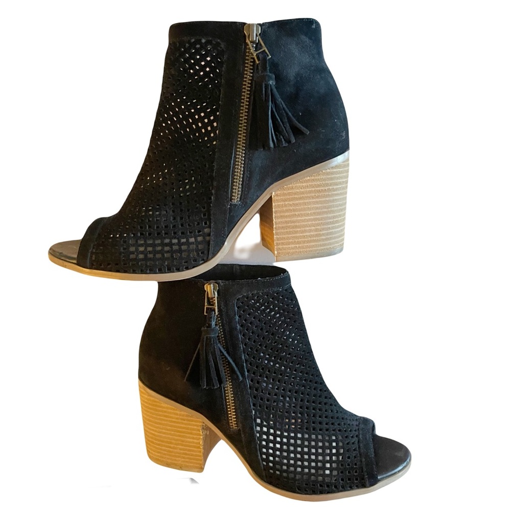 Sole Society Black Suede Stacked Block Heel Tassel Zipper Size 9.5